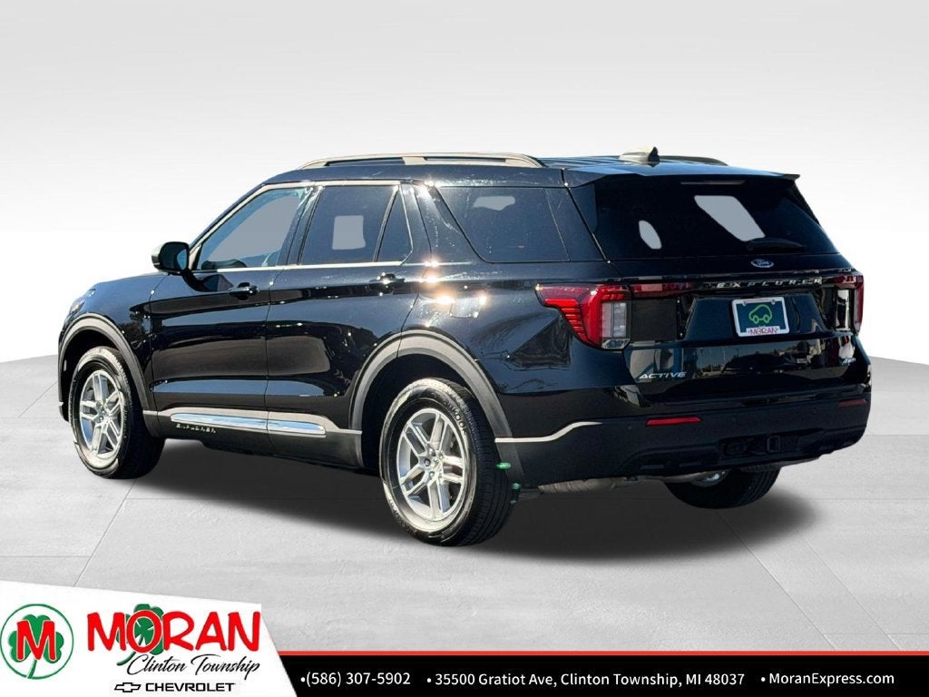 2025 Ford Explorer Active