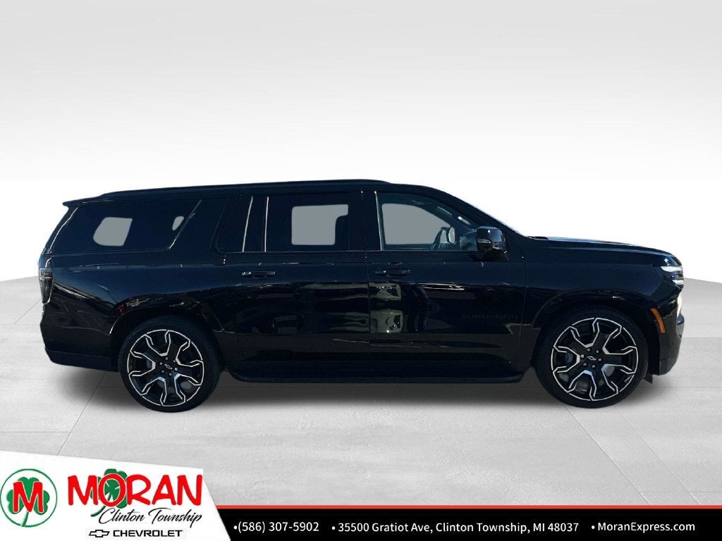 2025 Chevrolet Suburban RST
