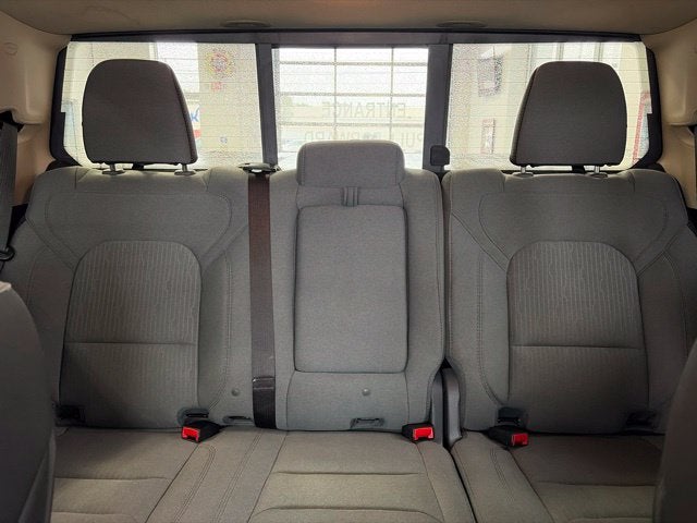 2020 RAM 1500 Big Horn Crew Cab 4x4 5'7' Box