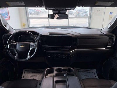 2022 Chevrolet Silverado 1500 4WD Double Cab Standard Bed LT with 2FT