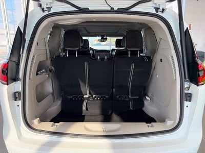 2023 Chrysler Pacifica Limited AWD