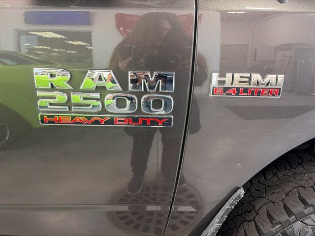 2017 RAM 2500 Big Horn Crew Cab 4x4 6'4' Box