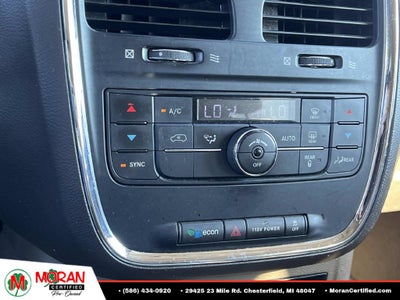 2015 Chrysler Town & Country Touring