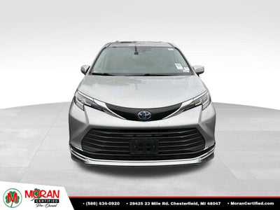 2022 Toyota Sienna XLE